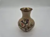 Zeer bijzondere vintage Oosterse siervaas – unieke vogel- en bloemdecoratie – vermoedelijk messing – 20e eeuw – foto 5 – kavel bij Onlineveilingmeester, Groningen