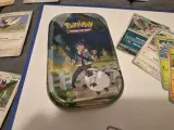 Grote Pokémonkaartenverzameling met zeldzame kaarten, verzamelmap en Pokémon-blik – foto 13 – kavel bij Onlineveilingmeester, Groningen