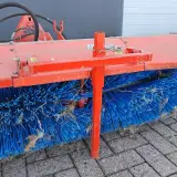 Hydraulisch Aangedreven Rolbezem, HAKO, FKM-CM 2000, Rood – foto 9 – kavel bij Onlineveilingmeester, Wijk en Aalburg