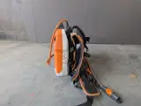 Ruggedragen Accu en Bladblazer, STIHL, AR3000L & BGA200 – foto 13 – kavel bij Onlineveilingmeester, Wijk en Aalburg