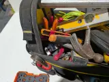 Zonnepaneel installatiemateriaal met gereedschap – foto 6 – kavel bij Onlineveilingmeester, Heerenveen
