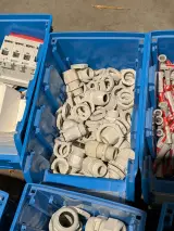 Zonnepaneel installatiemateriaal met gereedschap – foto 9 – kavel bij Onlineveilingmeester, Heerenveen