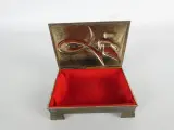 Fraaie verzameling van 6 diverse oude en vintage sieraden- en snuisterijdoosjes – 19e/20e eeuw – foto 10 – kavel bij De Kringwinkel, Heverlee