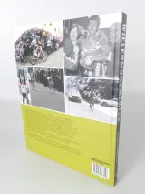 Wielermonumenten boek met Flandriens metalen wielrenners set – foto 9 – kavel bij De Kringwinkel, Heverlee