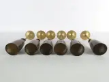 Set van 6 vintage verzilverde champagneflûtes met messing voet – foto 3 – kavel bij De Kringwinkel, Heverlee