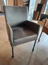 Ovale eetkamertafel met 6 stoelen – foto 10 – kavel bij Onlineveilingmeester, Hoogeveen