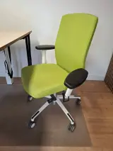 2x Duo-bureau, in hoogte verstelbaar – foto 8 – kavel bij Onlineveilingmeester, Hoogeveen
