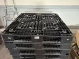 8x Kunststof pallet – foto 2 – kavel bij Onlineveilingmeester, Hoogeveen