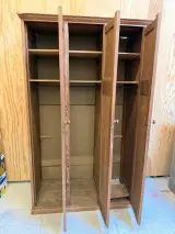 Vintage houten lockerkast uit Sint-Niklaasinstituut Anderlecht – foto 6 – kavel bij De Kringwinkel, Heusden