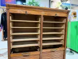 Houten rolluikkast van Ateliers Fortuna. Te herstellen! – foto 8 – kavel bij De Kringwinkel, Heusden