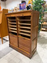 Houten rolluikkast van Ateliers Fortuna. Te herstellen! – foto 9 – kavel bij De Kringwinkel, Heusden