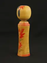 Traditionele Japanse Kokeshi Pop – Naruko Stijl met piepgeluid – foto 4 – kavel bij De Kringwinkel, Antwerpen