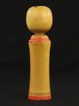 Traditionele Japanse Kokeshi Pop – Naruko Stijl met piepgeluid – foto 5 – kavel bij De Kringwinkel, Antwerpen