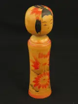 Traditionele Japanse Kokeshi Pop – Naruko Stijl met piepgeluid – foto 7 – kavel bij De Kringwinkel, Antwerpen