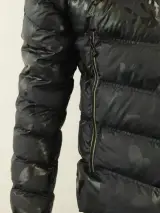 Stone Island zwarte gewatteerde winterjas met faux fur aan kap - maat: M – foto 4 – kavel bij De Kringwinkel, Antwerpen