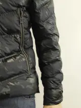 Stone Island zwarte gewatteerde winterjas met faux fur aan kap - maat: M – foto 5 – kavel bij De Kringwinkel, Antwerpen