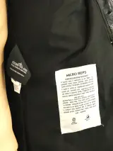 Stone Island zwarte gewatteerde winterjas met faux fur aan kap - maat: M – foto 9 – kavel bij De Kringwinkel, Antwerpen