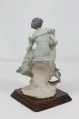 Vintage Capodimonte-harsbeeldje: Maternity – foto 4 – kavel bij De Kringwinkel, Brecht