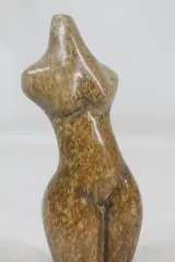 Gestileerd sculptuur van een vrouwelijk torso – foto 7 – kavel bij De Kringwinkel, Brecht