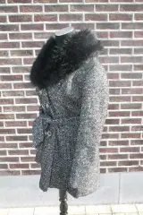 Grijze Guess tweed winterjas - maat 36 – foto 3 – kavel bij De Kringwinkel, Brecht
