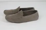 Taupe suède driving loafers - TOD'S - Maat 43 – foto 3 – kavel bij De Kringwinkel, Brecht