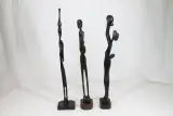 Set van 3 Afrikaanse houten beelden – foto 4 – kavel bij De Kringwinkel, Brecht