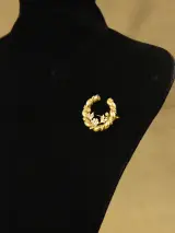 18 karaat gouden florale kransbroche – foto 7 – kavel bij De Kringwinkel, Antwerpen