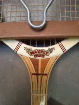 2 vintage houten Dunlop tennisrackets – foto 2 – kavel bij De Kringwinkel, Gent