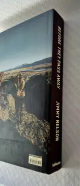 fotoboek "Before They Pass Away", Jimmy Nelson – foto 8 – kavel bij De Kringwinkel, Lochristi