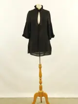 Essentiel Antwerp - zwarte zijden blouse met ruffles - maat 38 – foto 2 – kavel bij De Kringwinkel, Antwerpen