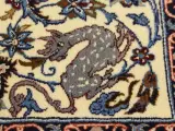 Perzisch Isfahan-tapijt uit Iran met Mythologische Fabeldieren – foto 6 – kavel bij De Kringwinkel, Antwerpen