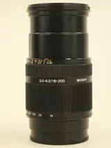 Sony Alpha 100 digitale spiegelreflexcamera met zoomlens en accessoires – foto 11 – kavel bij De Kringwinkel, Antwerpen