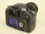 Sony Alpha 100 digitale spiegelreflexcamera met zoomlens en accessoires – foto 12 – kavel bij De Kringwinkel, Antwerpen