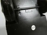 Decoratief metalen modelauto met surfplanken uit 1957 – foto 8 – kavel bij De Kringwinkel, Diest
