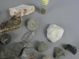 Verzameling mineralen en gesteenten – foto 3 – kavel bij De Kringwinkel, Diest