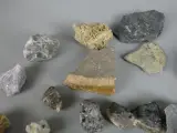 Verzameling mineralen en gesteenten – foto 7 – kavel bij De Kringwinkel, Diest