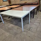 4x Kantinetafel – foto 2 – kavel bij Domeinen Roerende Zaken, Kolham