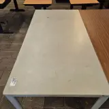 4x Kantinetafel – foto 4 – kavel bij Domeinen Roerende Zaken, Kolham