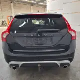 Personenauto, Volvo, V60, 2.4 D6 AWD Plug-In Hybrid R-Design, 2014, Schade-auto (WOK) – foto 9 – kavel bij Domeinen Roerende Zaken, Soesterberg