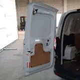Bedrijfsauto, Ford, Transit Courier, 2017 – foto 29 – kavel bij Domeinen Roerende Zaken, Soesterberg