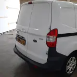 Bedrijfsauto, Ford, Transit Courier, 2017 – foto 9 – kavel bij Domeinen Roerende Zaken, Soesterberg