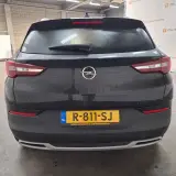Personenauto, Opel, Grandland X, 1.2 Turbo Innovation, 2018 – foto 11 – kavel bij Domeinen Roerende Zaken, Soesterberg