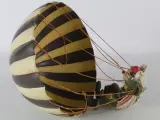 Vintage hangende parachuteclown – foto 15 – kavel bij De Kringwinkel, Heverlee