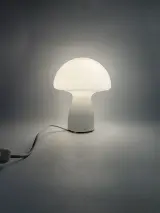 Glazen paddenstoel tafellamp (Mushroom lamp) – Wit glas – foto 2 – kavel bij De Kringwinkel, Gent