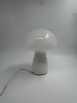 Glazen paddenstoel tafellamp (Mushroom lamp) – Wit glas – foto 4 – kavel bij De Kringwinkel, Gent
