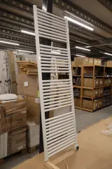 Elektrische design handdoekradiator – foto 2 – kavel bij Onlineveilingmeester, Drunen