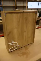 Spiegelkast met verlichting Allibert, 829008, naturel houtdecor – foto 3 – kavel bij Onlineveilingmeester, Drunen
