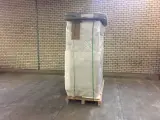 Outdoor Spa Vonato Flavina Zwart bad, zwarte skirts – foto 16 – kavel bij Onlineveilingmeester