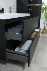 Badkamermeubel Vonato Calmwood 120 Donker hout decor – foto 7 – kavel bij Onlineveilingmeester