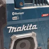 Bouwradio, Makita, MR004G, 2021 – foto 4 – kavel bij Domeinen Roerende Zaken, Groningen
